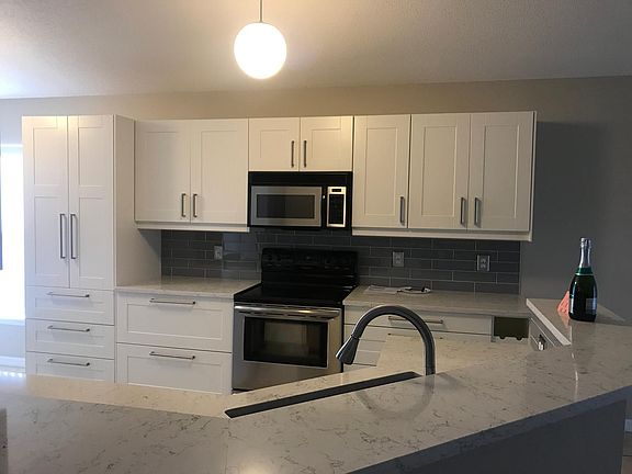3rd image of 350 Wickham Lakes Dr