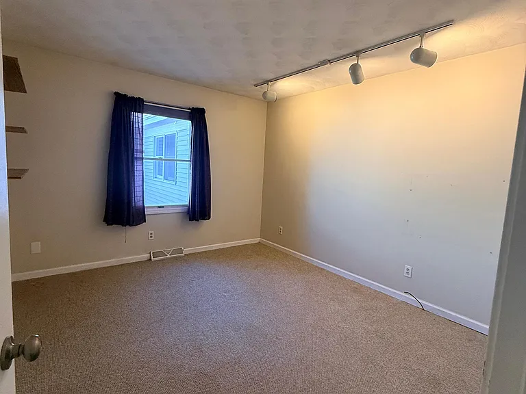 3131 Turning Mill Dr — Photo 9