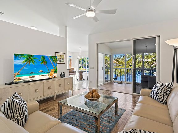 2nd image of 14850 Crystal Cove Ct APT 402
