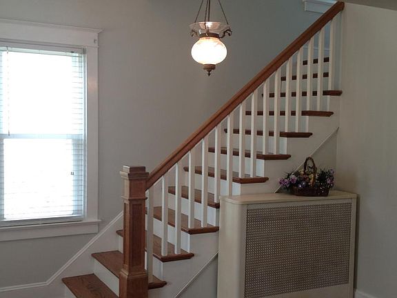 2nd image of 137 S Rogers St #House