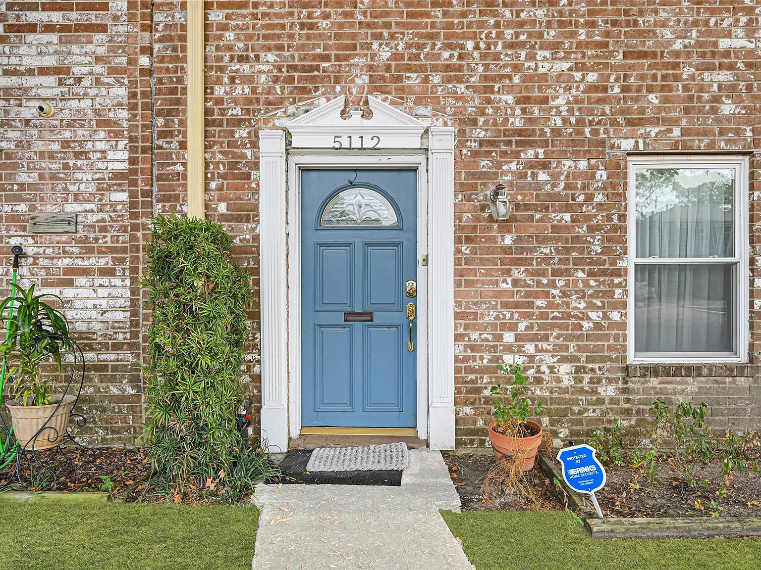 5112 Silver Creek Dr — Photo 2