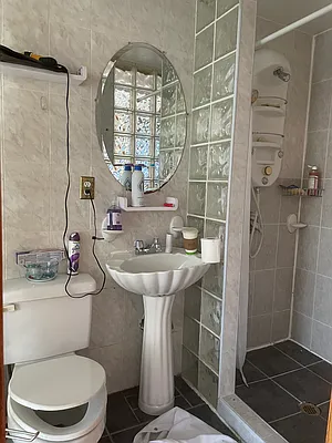 Rented by Leiter Realty Group LLC | media 28