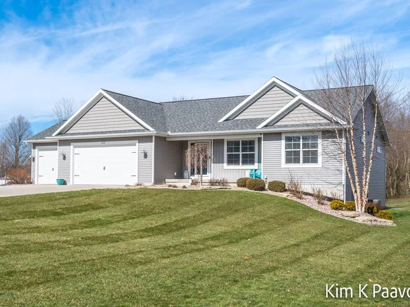 1012 W Main St, Middleville, MI 49333