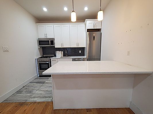 3rd image of 2285 Adam C Powell Blvd #4S