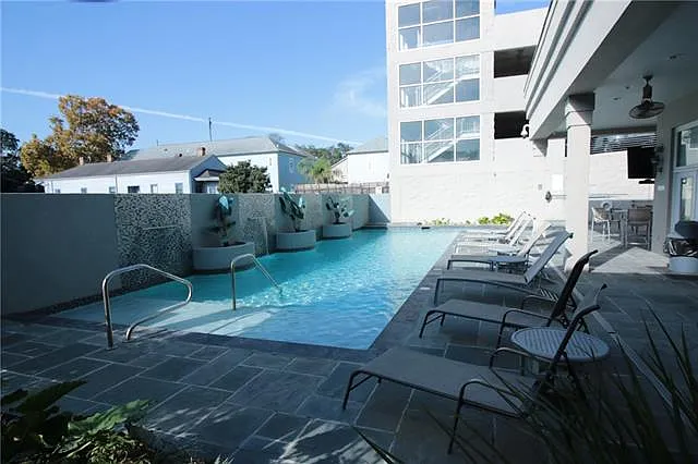 1205 Saint Charles Ave #1008 — Photo 12