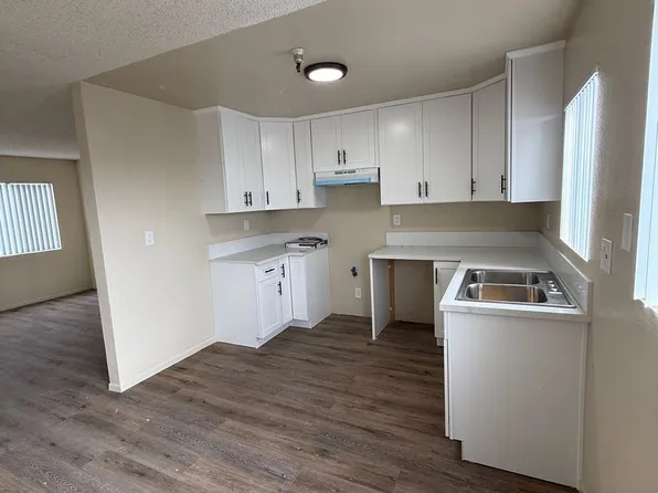 101 Caprice, 4320 W 142nd St APT 09, Hawthorne, CA 90250