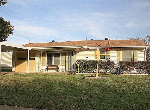 3rd image of 934 Pampa Dr