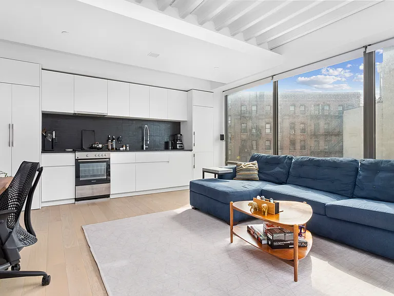 305 Union Ave #5B — Photo 3