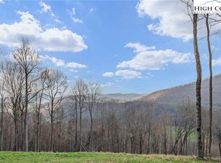 15 Poplar Forest Dr, Boone, NC 28607
