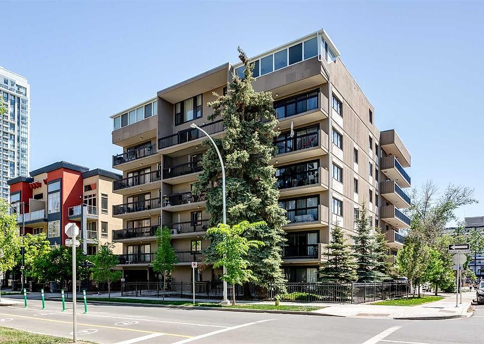 1st image of 1033 NW 15th Ave SW #204