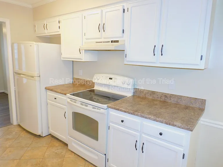 2828 Windy Xing — Photo 7