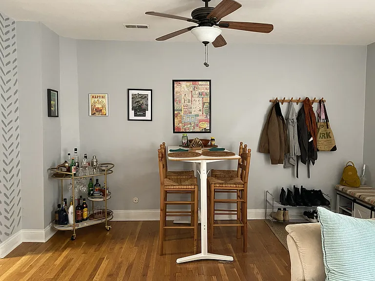 213 Christian St — Photo 13