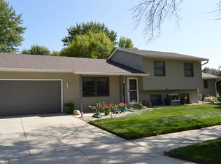 111 N Yorktown Pike, Mason City, IA 50401