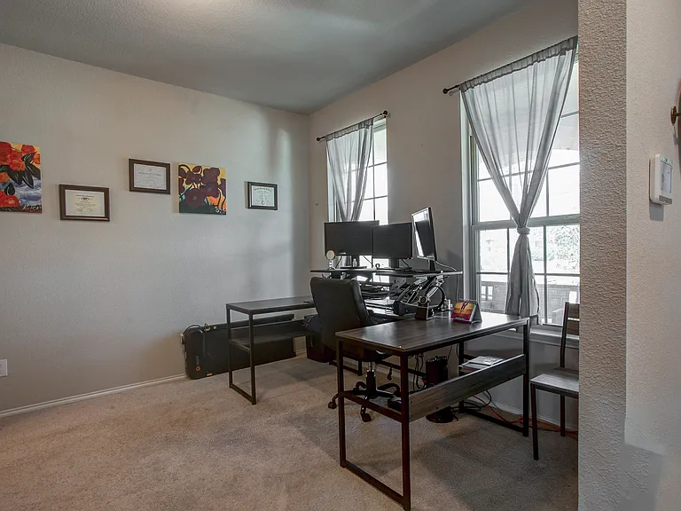2820 Brittlebush Dr — Photo 5