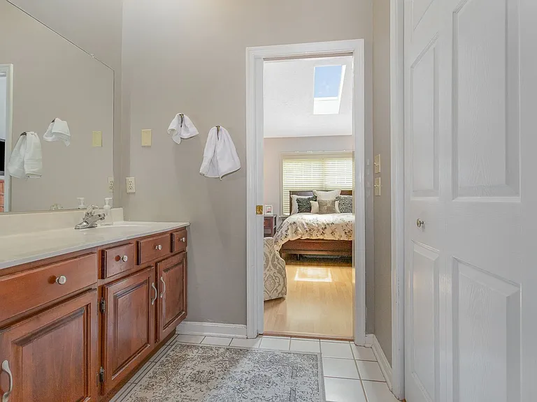 4203 Nantucket Dr — Photo 16