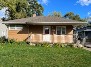 121 S Martin Ave, Waukegan, IL 60085