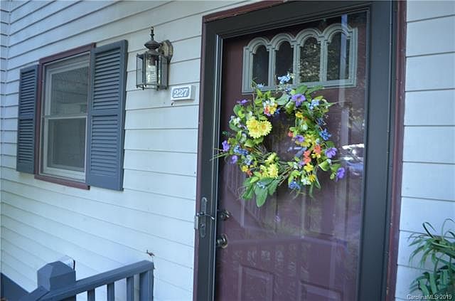 1st image of 227 Ramsey Ct #227