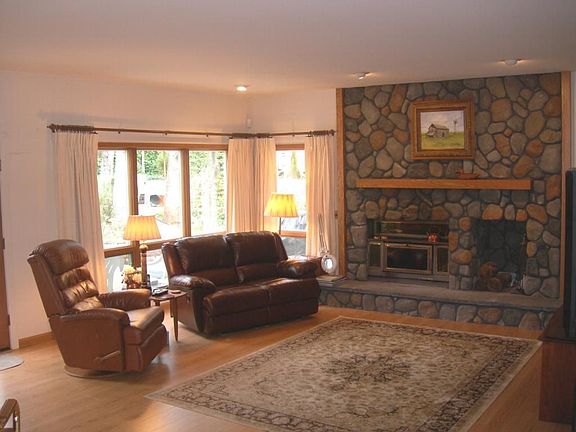 5th image of 3360 Skyview Dr