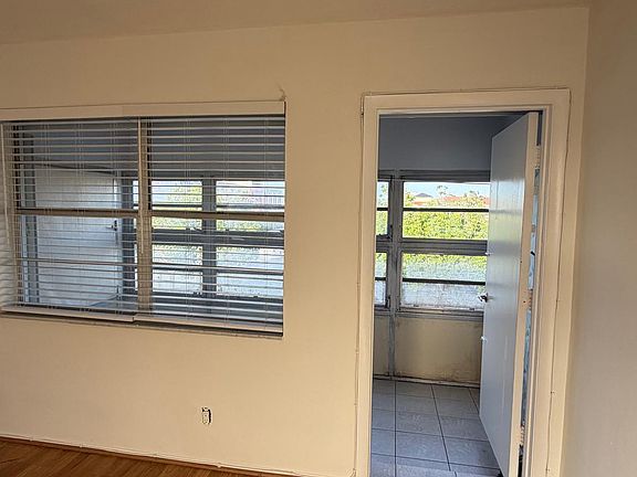 4th image of 1310 NW 43rd Avenue NW #308