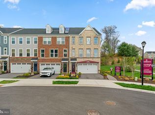 10872 Beckenham St, Middle River, MD 21220