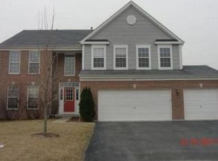 811 Sumac Dr, Aurora, IL 60506