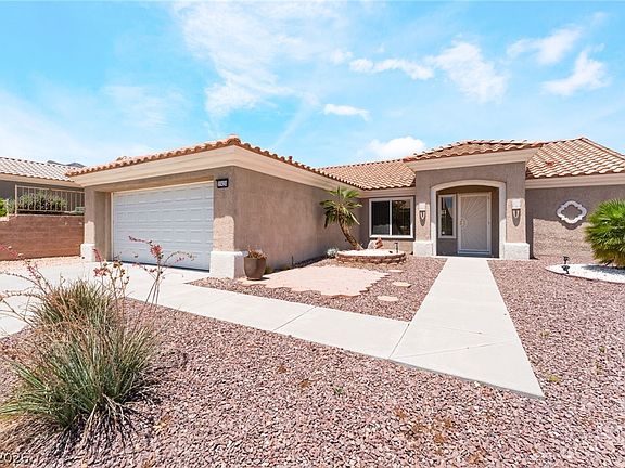 3rd image of 10424 Marymont Pl