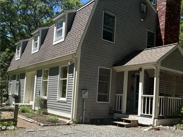235 Canonchet Rd, Hope Valley, RI 02832