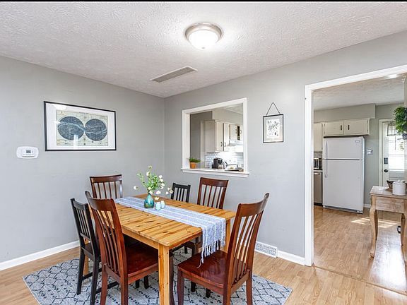 3rd image of 3328 Wood Valley Ct #B