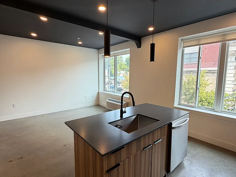 293 Fairmount Ave #203 — Photo 3