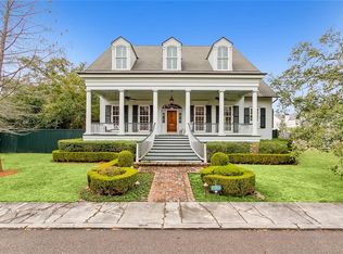 2 Wavertree Ct, Metairie, LA 70005