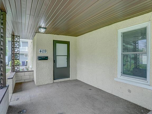 3rd image of 409 Shakopee Ave E
