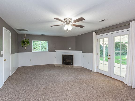 5th image of 12014 E Lenora Dr
