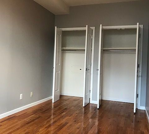 2nd image of 331 Kosciuszko St APT 2R