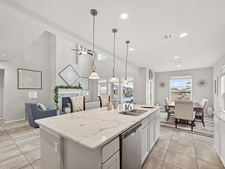 3723 Lake Varano Cir — Photo 15