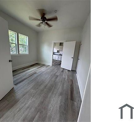 3rd image of 2116 Columbus Ave APT A