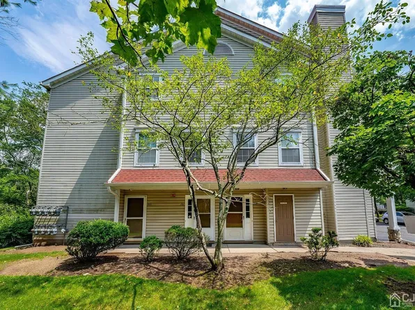 261 Prestwick Way Unit 261, Edison, NJ 08820
