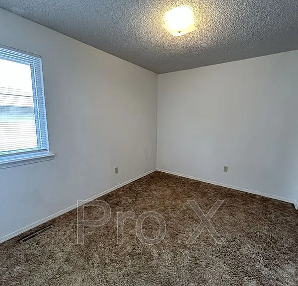 1108 S Joplin St #B — Photo 8