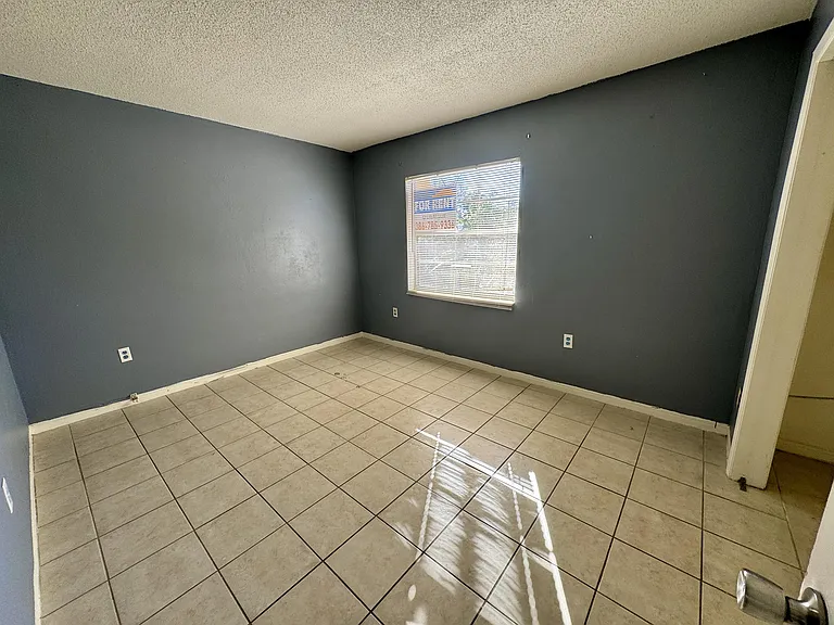 311 Francis Dr #2 — Photo 29