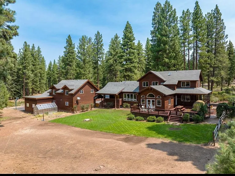 10915 Royal Crest Dr — Photo 13