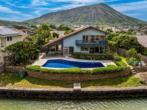 6889 Niumalu Loop, Honolulu, HI 96825