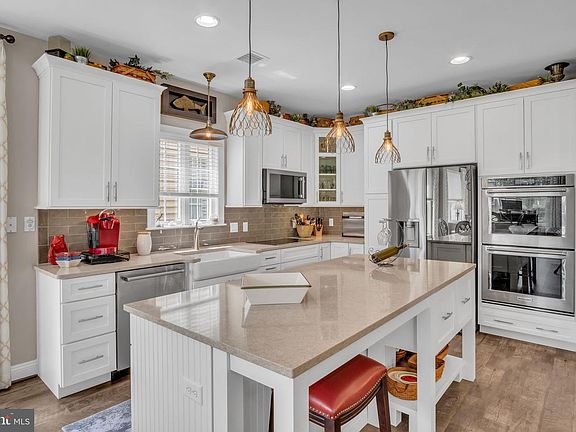 5th image of 312 Founders Way