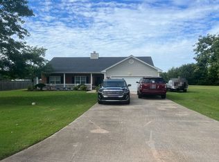 104 Sammy Cir, Griffin, GA 30223