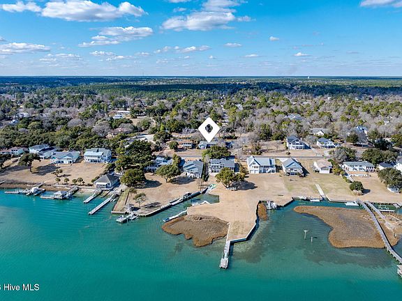 2nd image of 1966 Kings Landing Road