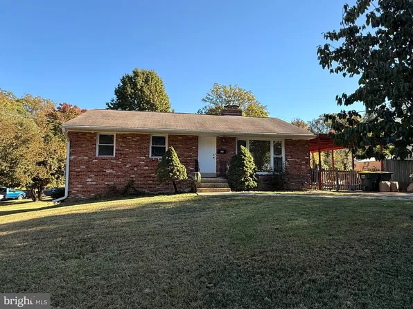 7540 Axton St, Springfield, VA 22151