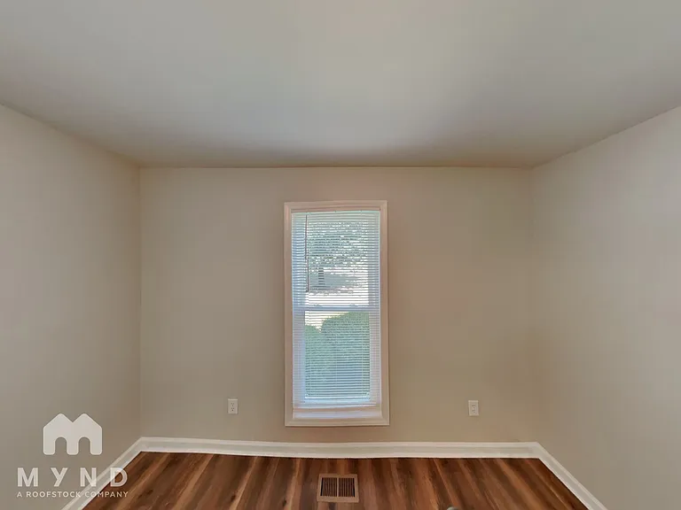 5406 S New Hope Rd — Photo 15