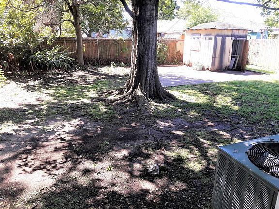 4th image of 818 Allo Ave