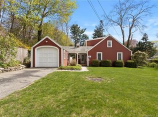 40 Niles Hill Rd, New London, CT 06320