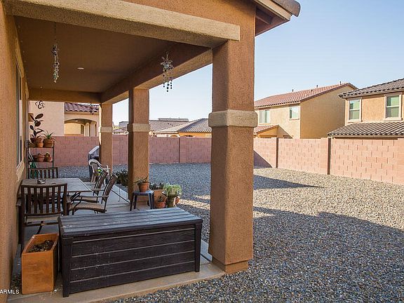 5th image of 620 W Calle Sombra Linda