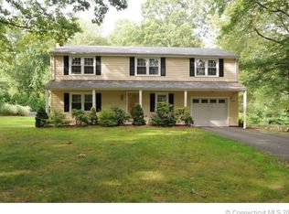 237 Essex Rd, Old Saybrook, CT 06475