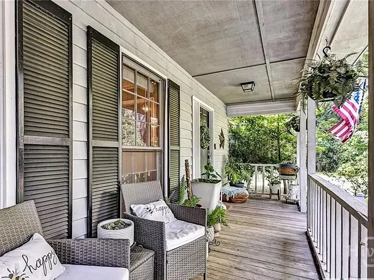 5020 Laroche Ave — Photo 6